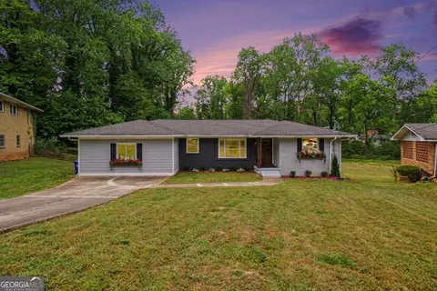 3152 Columbia Woods Dr, Decatur, GA 30032