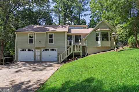 709 Cobb Trl, Woodstock, GA 30188