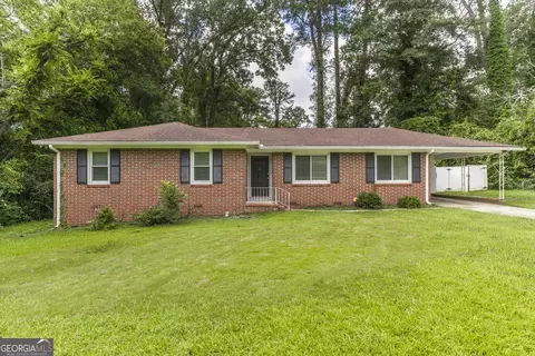 1049 Newport Rd, Macon, GA 31210
