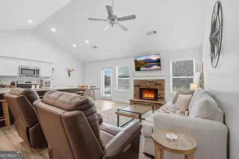Living - 100 Levi Trl, Nicholson, GA 30565 photo 1 of 2