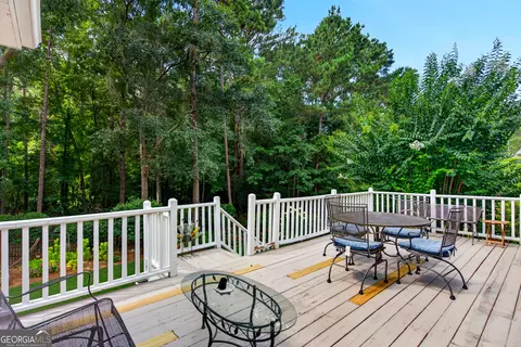 Exterior - 1026 Riverside Dr, Lagrange, GA 30240 photo 2 of 9