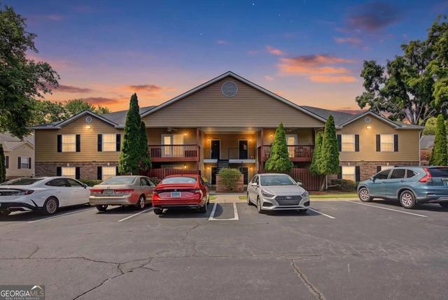 706 Brighton Pt, Sandy Springs, GA 30328