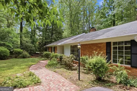 544 Bouldercrest Dr SW, Marietta, GA 30064