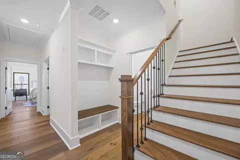 Entry Way - 410 Edgewater Trl, Toccoa, GA 30577 photo 8 of 11