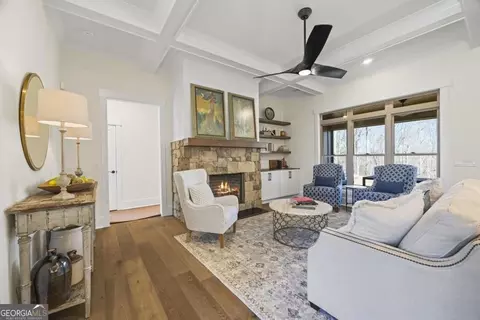 Living - 410 Edgewater Trl, Toccoa, GA 30577 photo 2 of 3