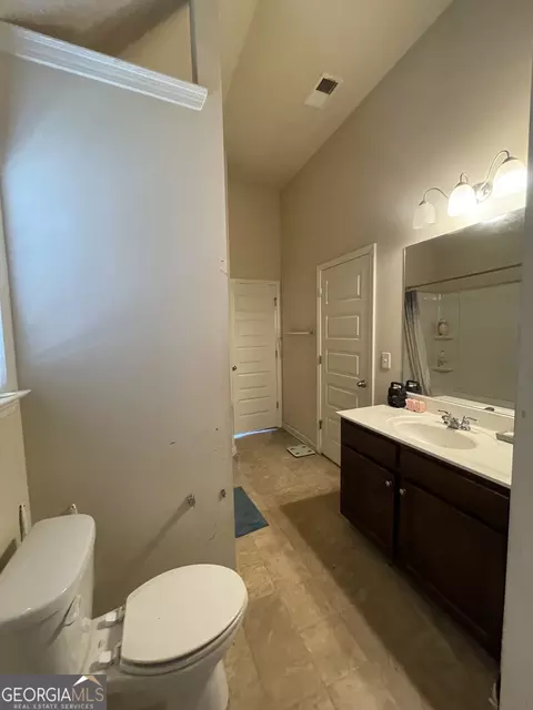 Bath - 12173 Centerra Dr, Hampton, GA 30228 photo 8 of 8