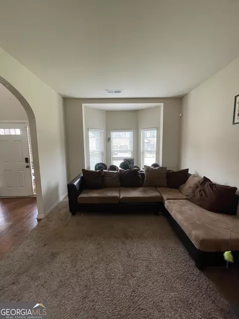 Living - 12173 Centerra Dr, Hampton, GA 30228 photo 3 of 5
