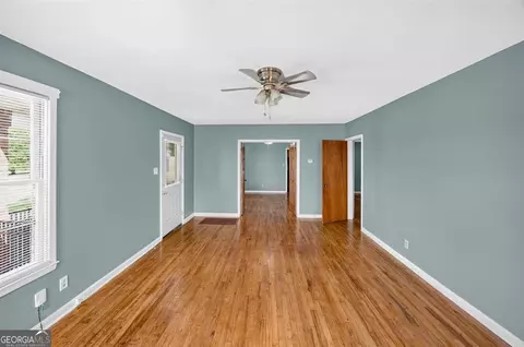 Living - 825 Maple St, Macon, GA 31201 photo 1 of 3