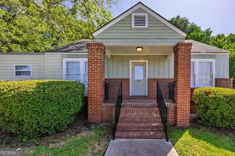 825 Maple St, Macon, GA 31201