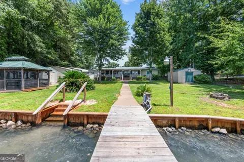 124 Bourbon Pt, Eatonton, GA 31024