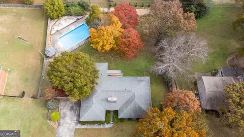 View/Area - 127 Windsor Dr, Calhoun, GA 30701 photo 2 of 8