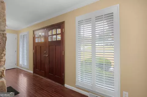 Entry Way - 127 Windsor Dr, Calhoun, GA 30701 photo 1 of 3