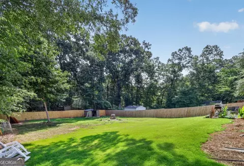 Exterior - 208 Shields St, Winder, GA 30680 photo 4 of 8