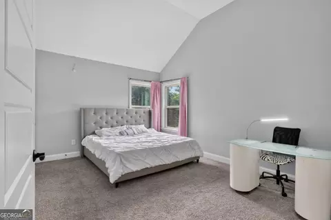 Bedroom - 208 Shields St, Winder, GA 30680 photo 4 of 9