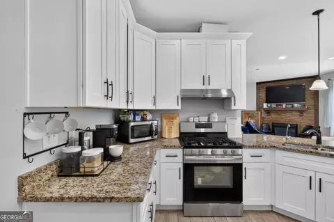 Kitchen - 208 Shields St, Winder, GA 30680 photo 1 of 4