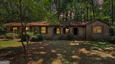 271 Corinth Rd, Jonesboro, GA 30238