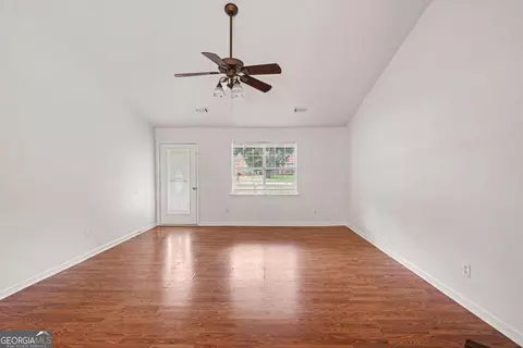 Living - 3 Bonnie Glen Ln, Hampton, GA 30228 photo 3 of 4