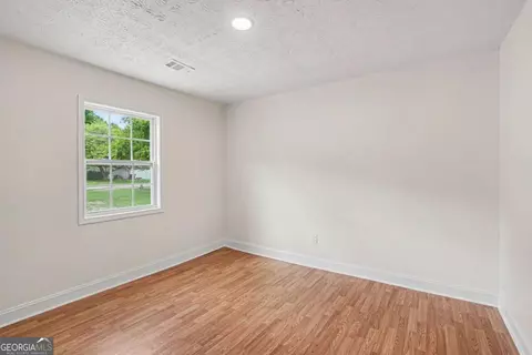 Bedroom - 3 Bonnie Glen Ln, Hampton, GA 30228 photo 1 of 4