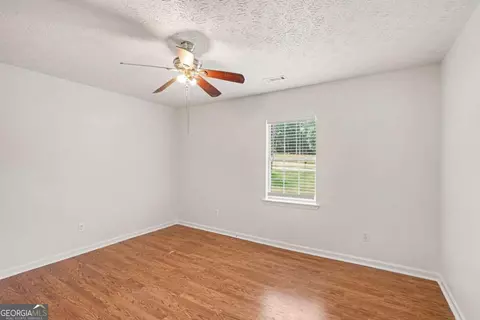 Bedroom - 3 Bonnie Glen Ln, Hampton, GA 30228 photo 3 of 4