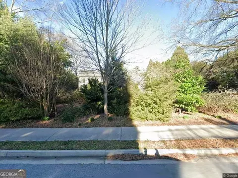4917 Chamblee Dunwoody Rd, Atlanta, GA 30338