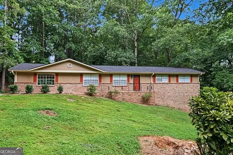 2216 Chestnut Log Dr, Lithia Springs, GA 30122