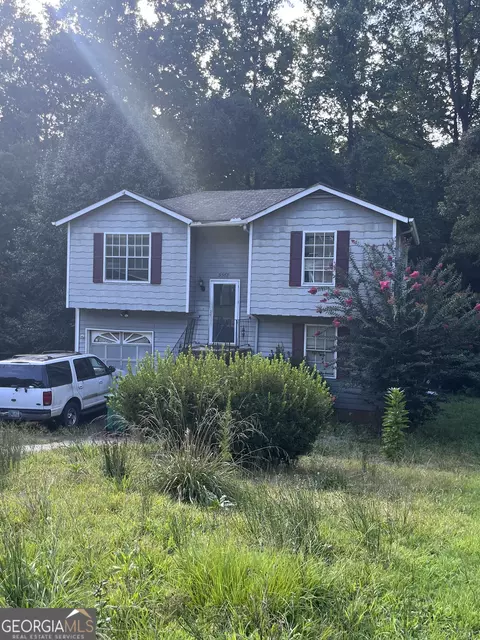 5568 Bradley Cir, Lithonia, GA 30038