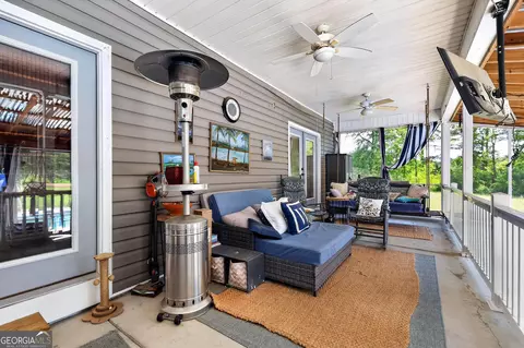 Exterior - 645 King Rd, Harrison, GA 31035 photo 5 of 11