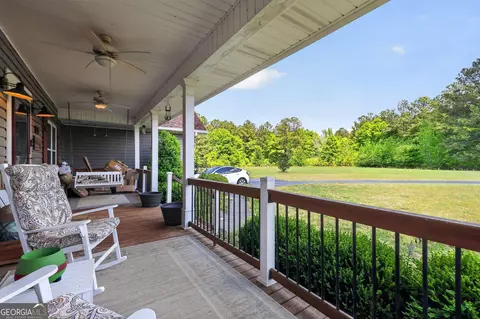 Exterior - 645 King Rd, Harrison, GA 31035 photo 4 of 11
