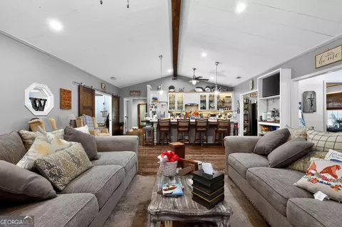 Living - 645 King Rd, Harrison, GA 31035 photo 1 of 2