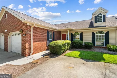 609 Black Oak Dr #123, Dalton, GA 30721