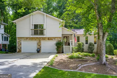 2210 Smoke Stone Cir, Marietta, GA 30062