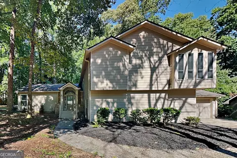 2293 Chimney Springs Dr, Marietta, GA 30062