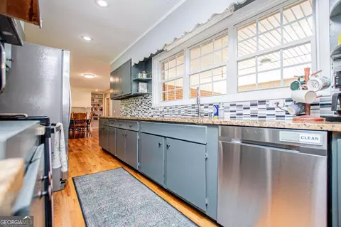 Kitchen - 130 Forest Hill Rd, Bowdon, GA 30108 photo 6 of 8