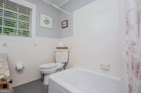 Bath - 130 Forest Hill Rd, Bowdon, GA 30108 photo 5 of 8