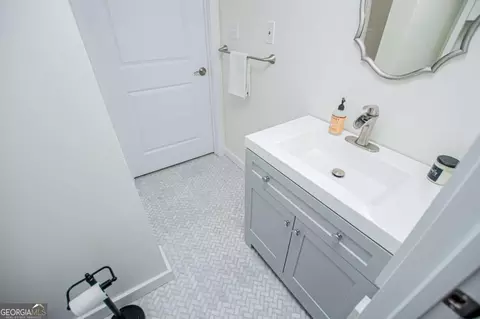 Bath - 130 Forest Hill Rd, Bowdon, GA 30108 photo 7 of 8