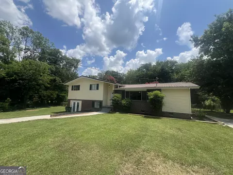 86 Rosewood Dr, Trenton, GA 30752
