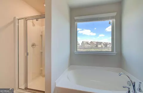 Bath - 11951 Brightside Pkwy, Hampton, GA 30228 photo 1 of 2