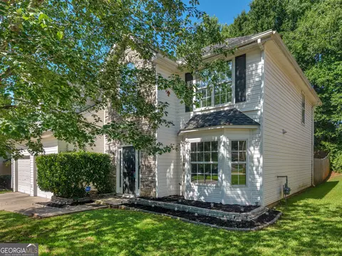 3027 Stonebridge Creek Dr, Lithonia, GA 30058