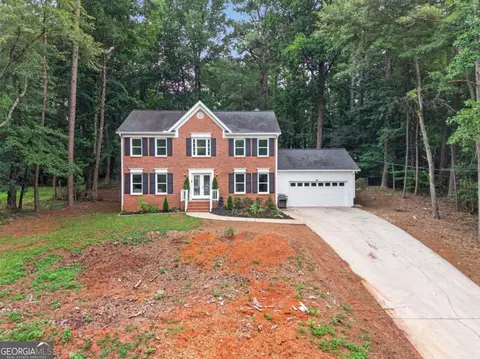 535 Woodrow Dr, Lawrenceville, GA 30043