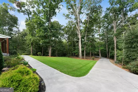 Exterior - 220 Long Rd, Rydal, GA 30171 photo 4 of 16