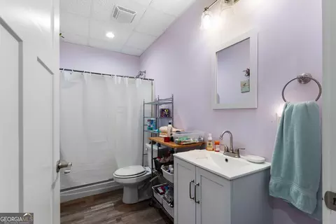 Bath - 220 Long Rd, Rydal, GA 30171 photo 7 of 8