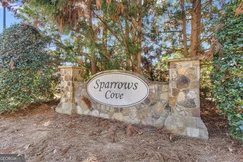 110 Sparrows Cv, Fayetteville, GA 30215