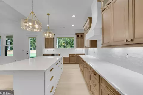 Kitchen - 4705 H D Atha Rd, Covington, GA 30014 photo 4 of 5