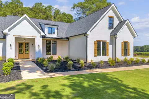 Exterior - 4705 H D Atha Rd, Covington, GA 30014 photo 7 of 12