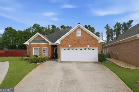 2220 Stockton Walk Ln, Snellville, GA 30078
