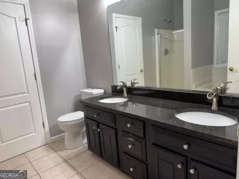 Bath - 522 Morgan Ct, Hampton, GA 30228 photo 1 of 4