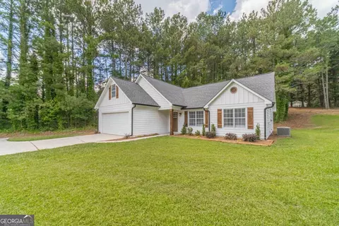 3646 N Sharon Church Rd, Loganville, GA 30052