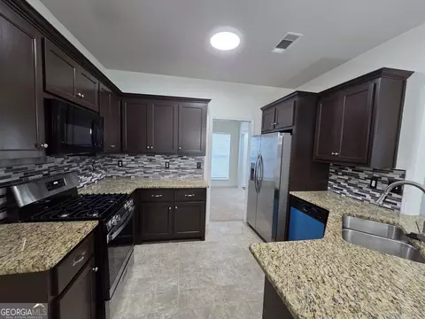 Kitchen - 105 Boston Ct, Lagrange, GA 30241 photo 1 of 3