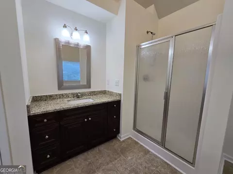 Bath - 105 Boston Ct, Lagrange, GA 30241 photo 5 of 5