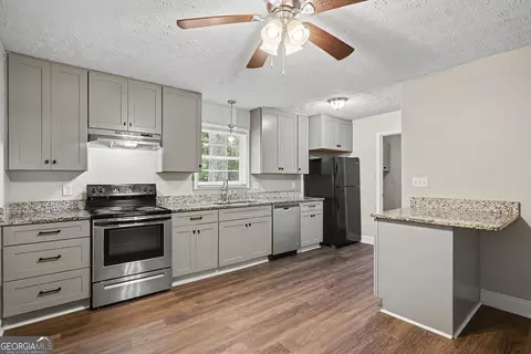 Kitchen - 80 Hidden Pines Dr, Covington, GA 30016 photo 1 of 1